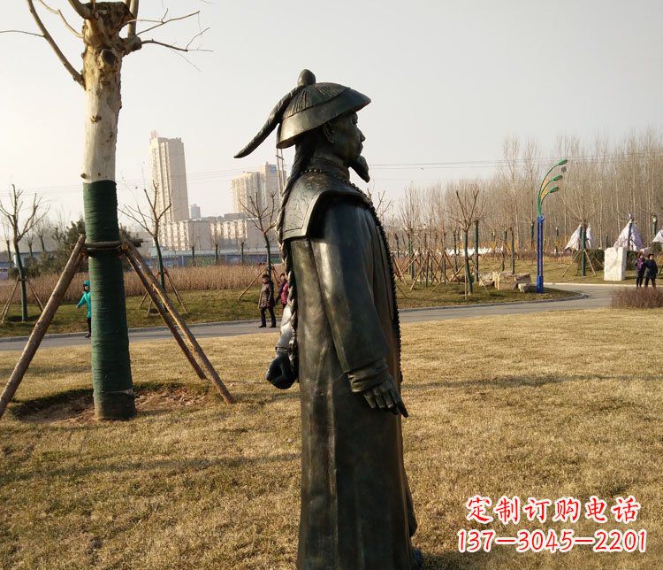 甘肃林则徐纪念铜雕传承爱国精神