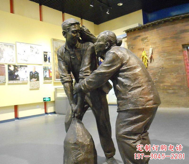 甘肃“护老铜雕”