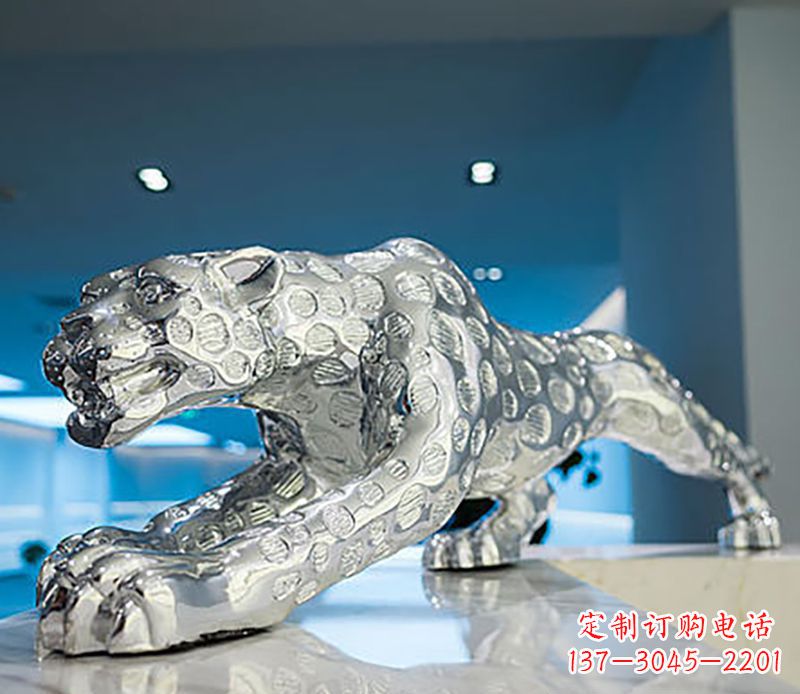 甘肃豹子雕塑工艺品