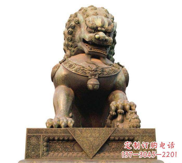 甘肃巍峨雄壮的狮子铜雕