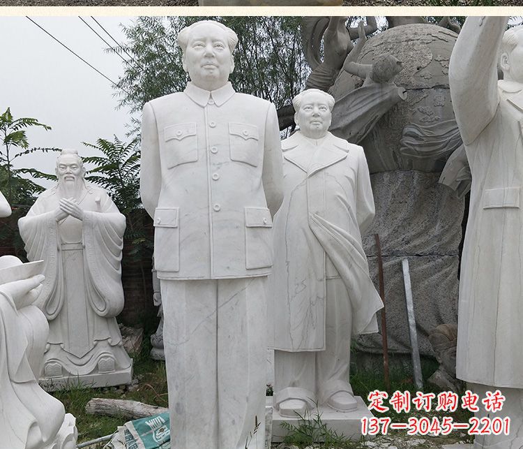 甘肃新一代中国政治精神的象征——“背手的毛主席”石雕