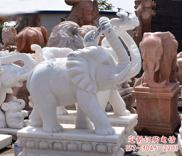 甘肃“优雅大象”汉白玉雕塑