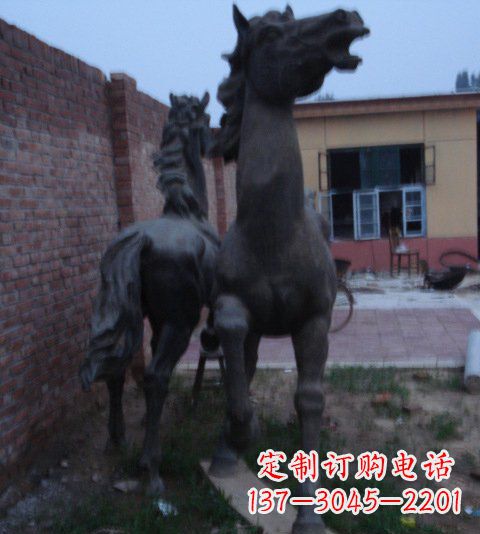 甘肃精美铜雕动物马