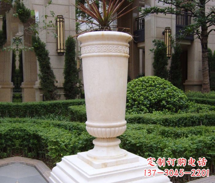 甘肃汉白玉花盆石雕——增添别墅景观的精致之美