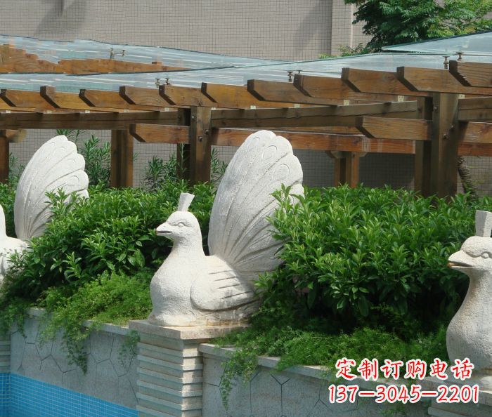 甘肃别墅景观孔雀喷泉石雕