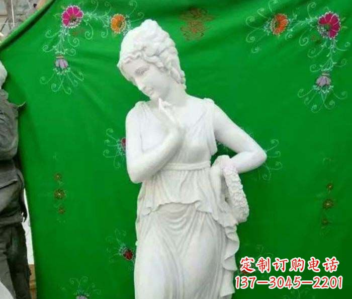甘肃女人的石雕——纪念爱的永恒