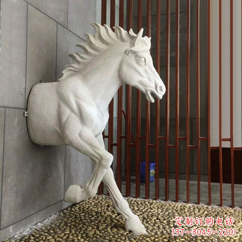 甘肃玻璃钢创意动物雕塑——穿墙而过