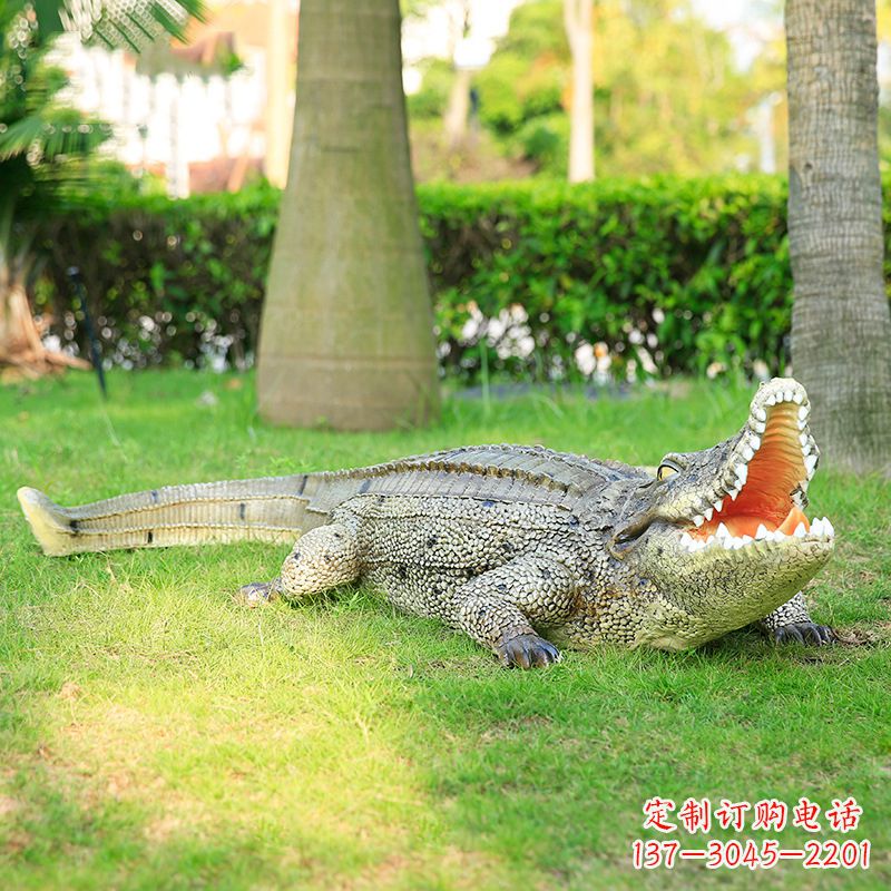甘肃玻璃钢仿真动物雕塑点亮园林景观