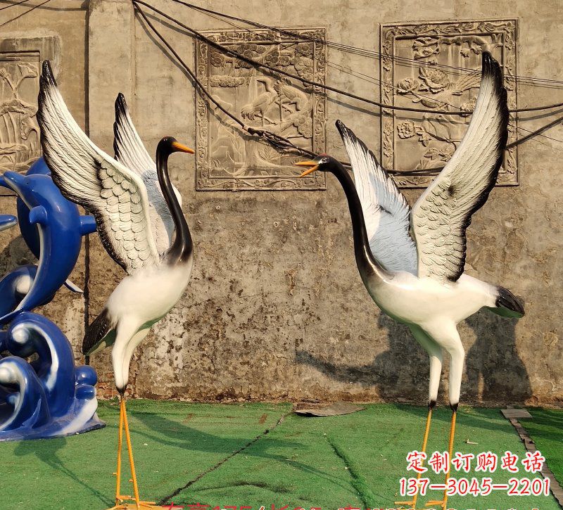 甘肃仙鹤雕塑玻璃钢的艺术之美