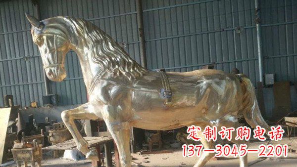 甘肃玻璃钢仿铜动物雕塑——给马公园带来活力