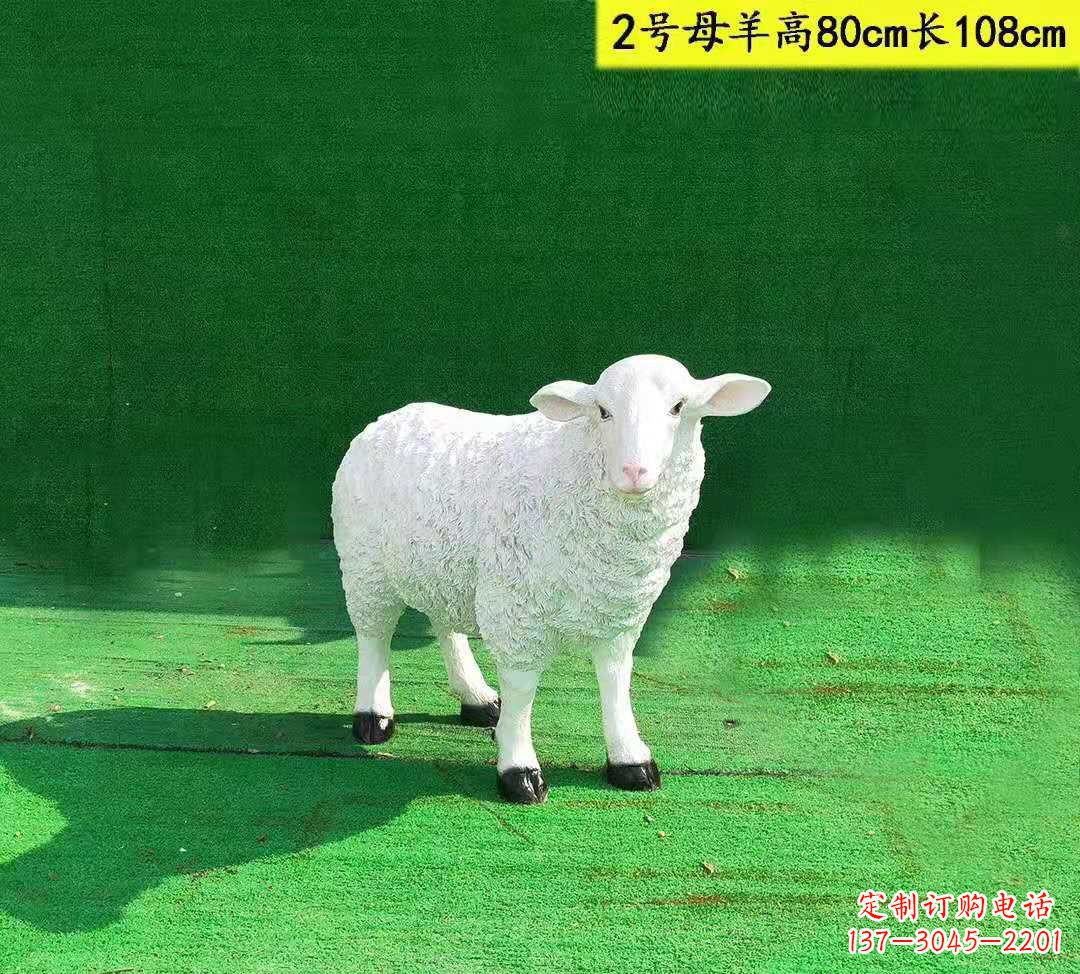 甘肃仿真玻璃钢山羊雕塑——精美公园园林景观摆件