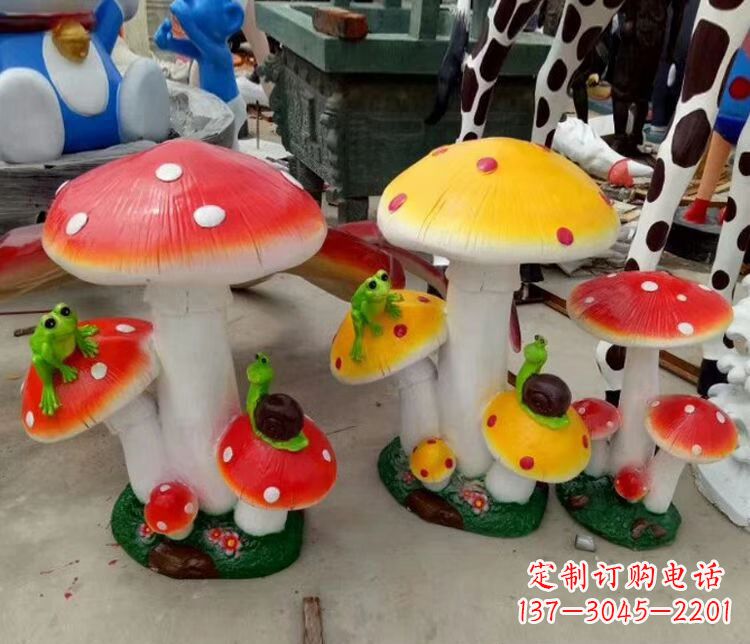 甘肃玻璃钢蘑菇雕塑精美多彩
