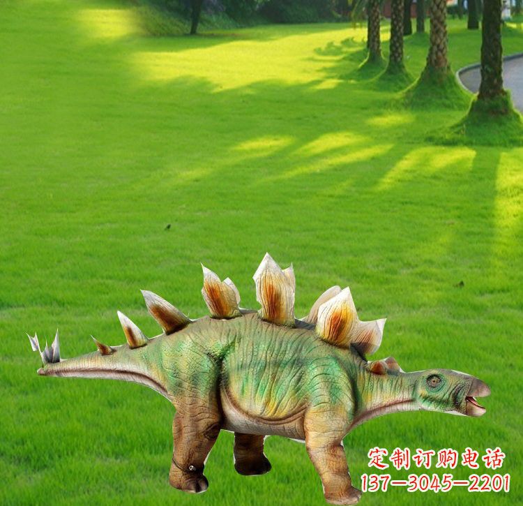甘肃仿真恐龙雕塑玻璃钢棘背龙