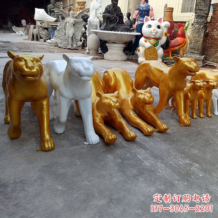 甘肃玻璃钢金钱豹雕塑,定制精美动物雕塑摆件