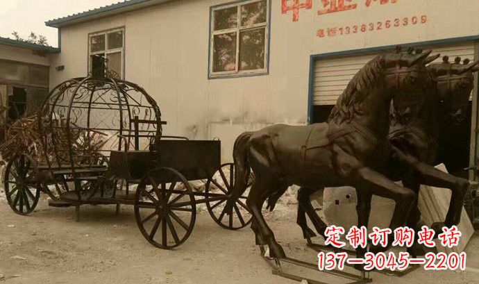甘肃玻璃钢欧式马车雕塑精美艺术品
