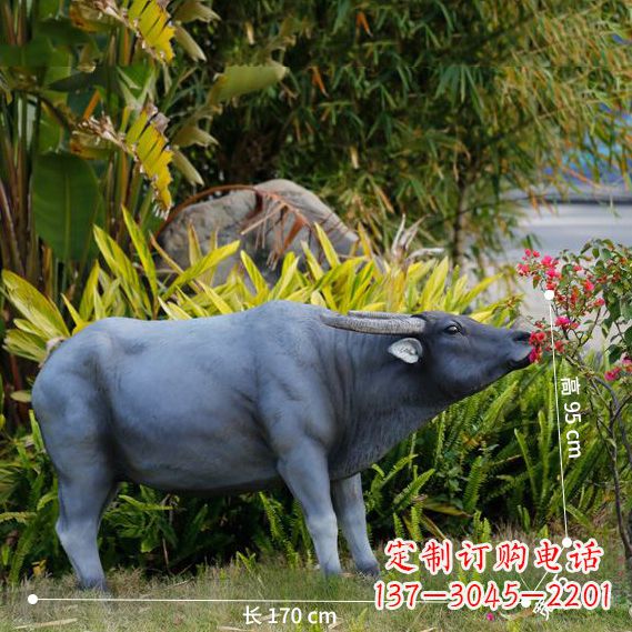 甘肃玻璃钢水牛雕塑——象征力量的艺术作品