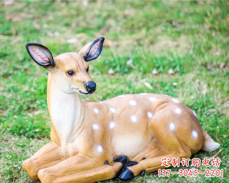 甘肃玻璃钢卧姿梅花鹿雕塑