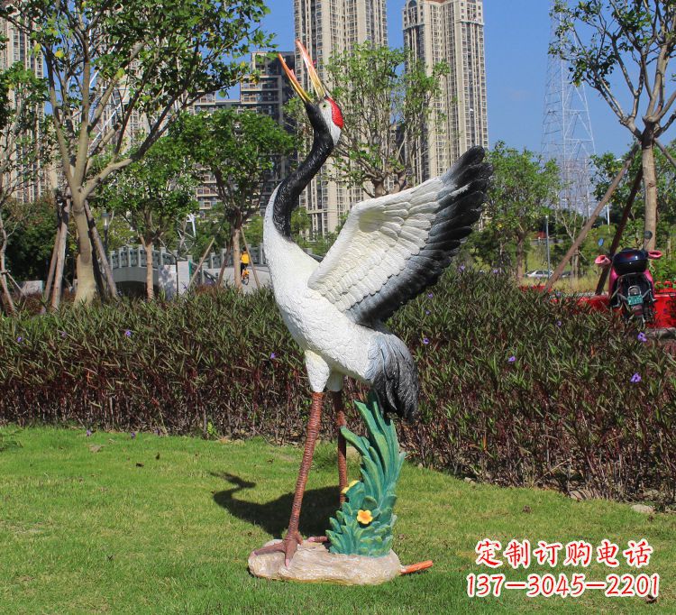 甘肃仙鹤雕塑玻璃钢的艺术之美