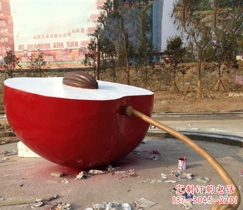 甘肃不锈钢半块苹果雕塑——传承古老文化的艺术品