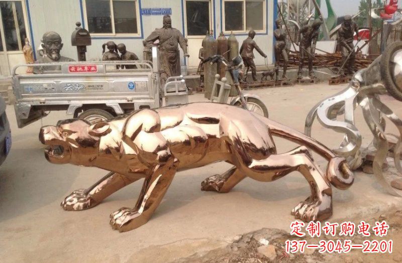 甘肃不锈钢豹子雕塑精美绝伦