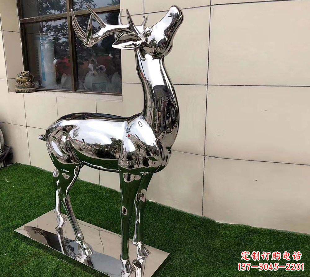 甘肃不锈钢别墅镜面小鹿雕塑