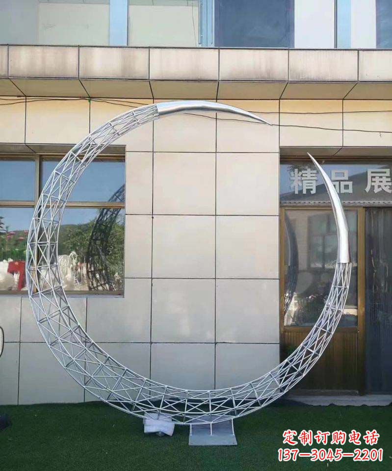 甘肃不锈钢别墅月亮镂空雕塑