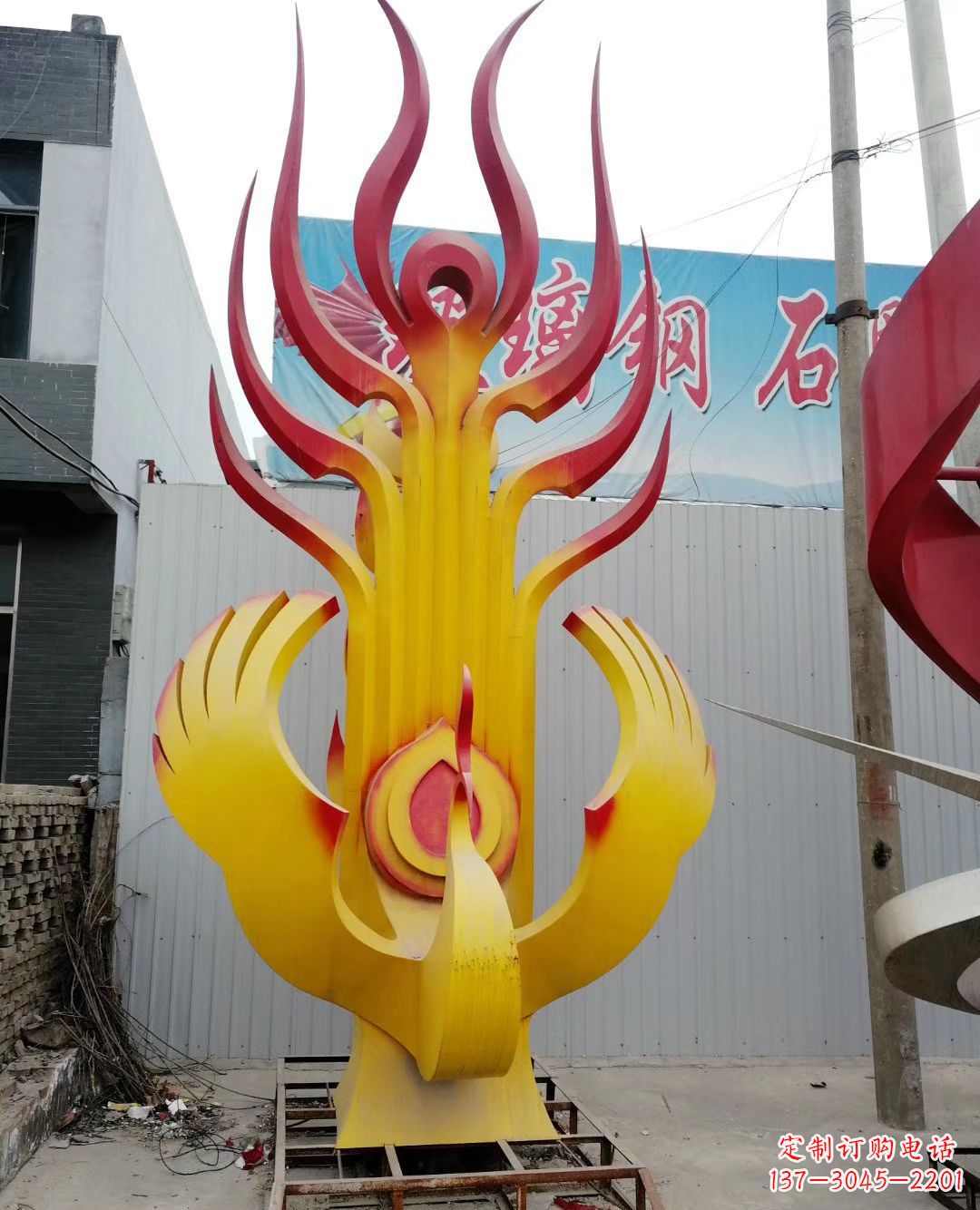 甘肃不锈钢彩色凤凰雕塑美丽的象征