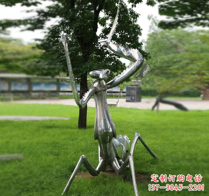 甘肃不锈钢螳螂雕塑精致美观的艺术品