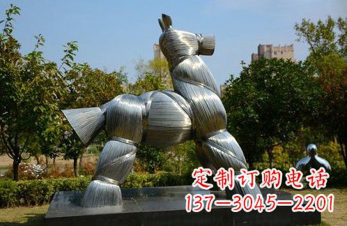 甘肃不锈钢草扎马雕塑艺术精彩绽放