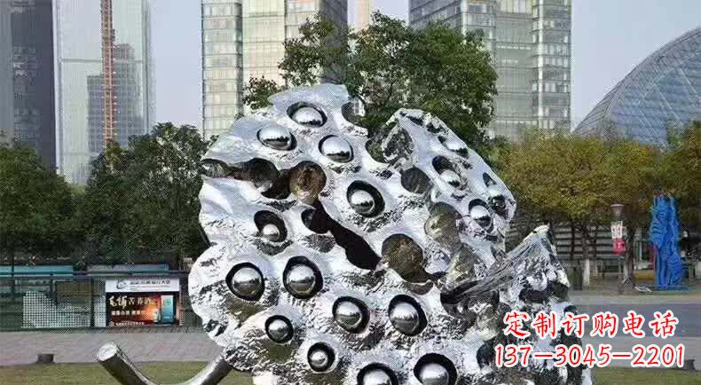 甘肃不锈钢城市的莲蓬雕塑
