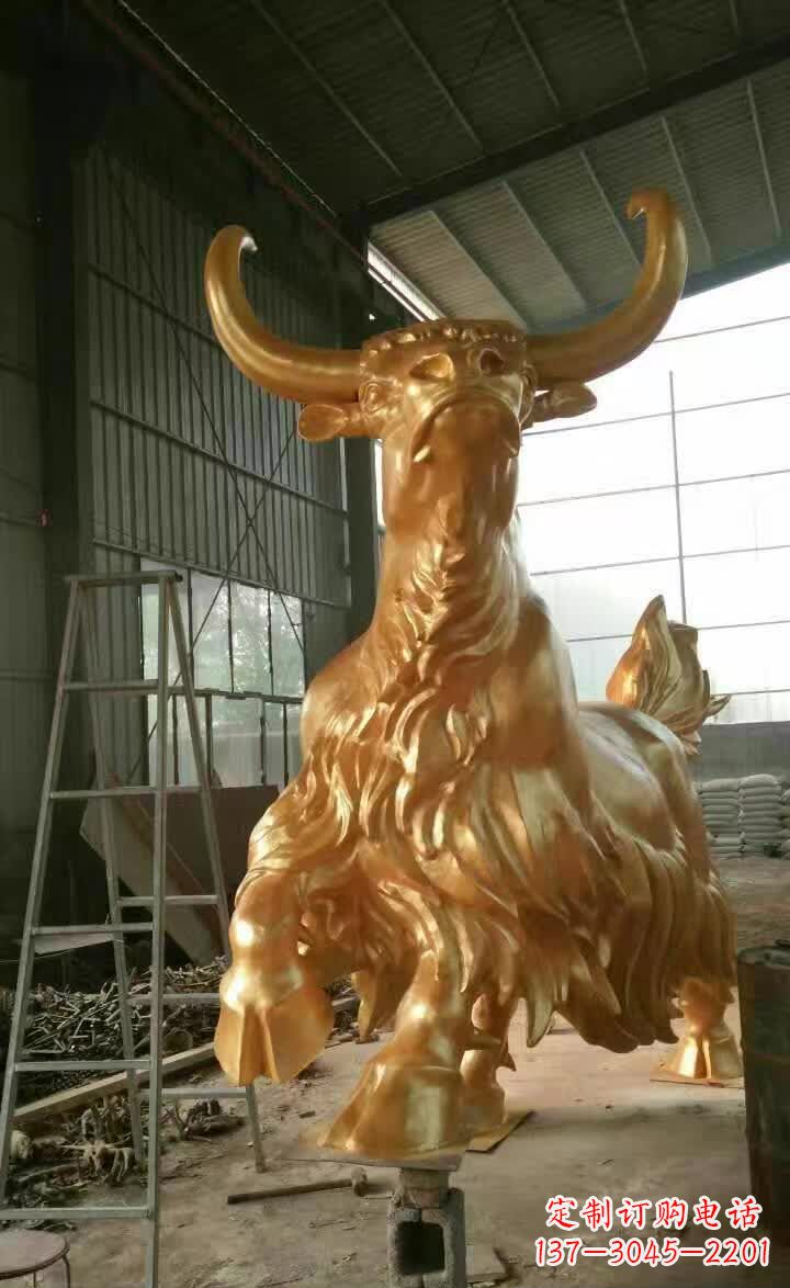 甘肃不锈钢城市的钛金牦牛雕塑