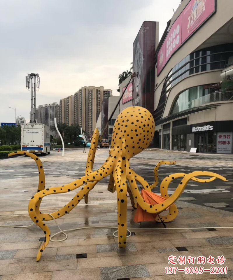 甘肃不锈钢章鱼雕塑一座海洋之城的标志