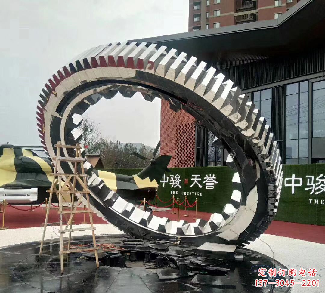 甘肃不锈钢齿轮雕塑以科技艺术的形式演绎动力