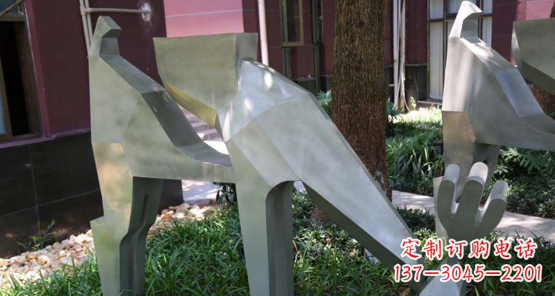 甘肃精美的不锈钢梅花鹿雕塑
