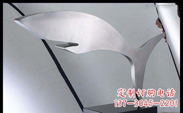 甘肃精美不锈钢鲸鱼雕塑
