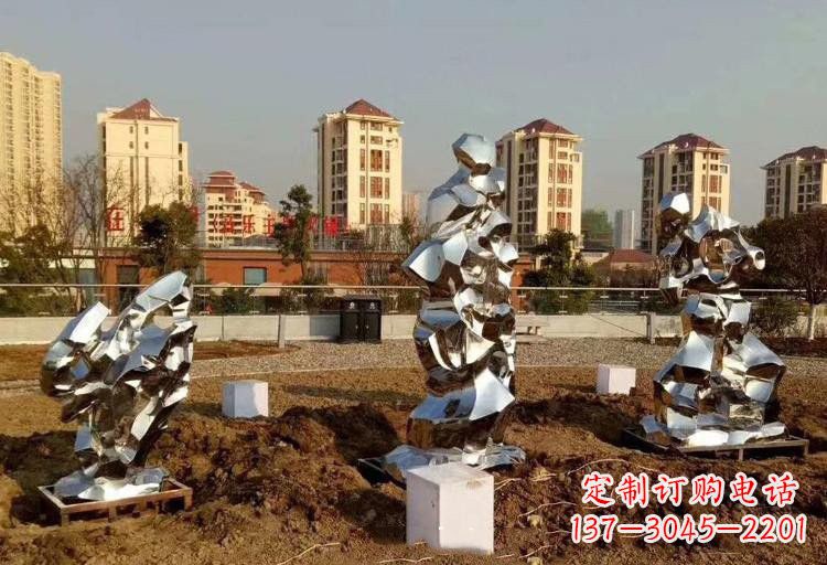甘肃不锈钢太湖石雕塑给人以美的视觉体验