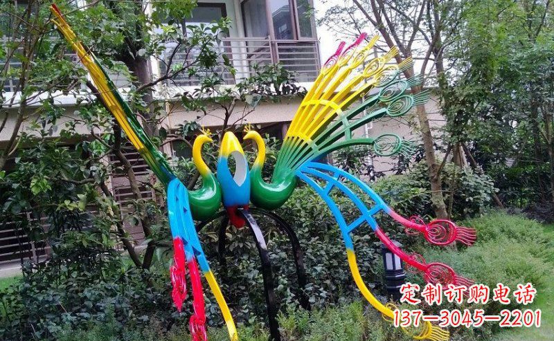 甘肃不锈钢孔雀雕塑——精美的艺术品