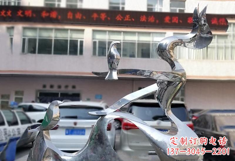甘肃表达和平的不锈钢鸽子雕塑