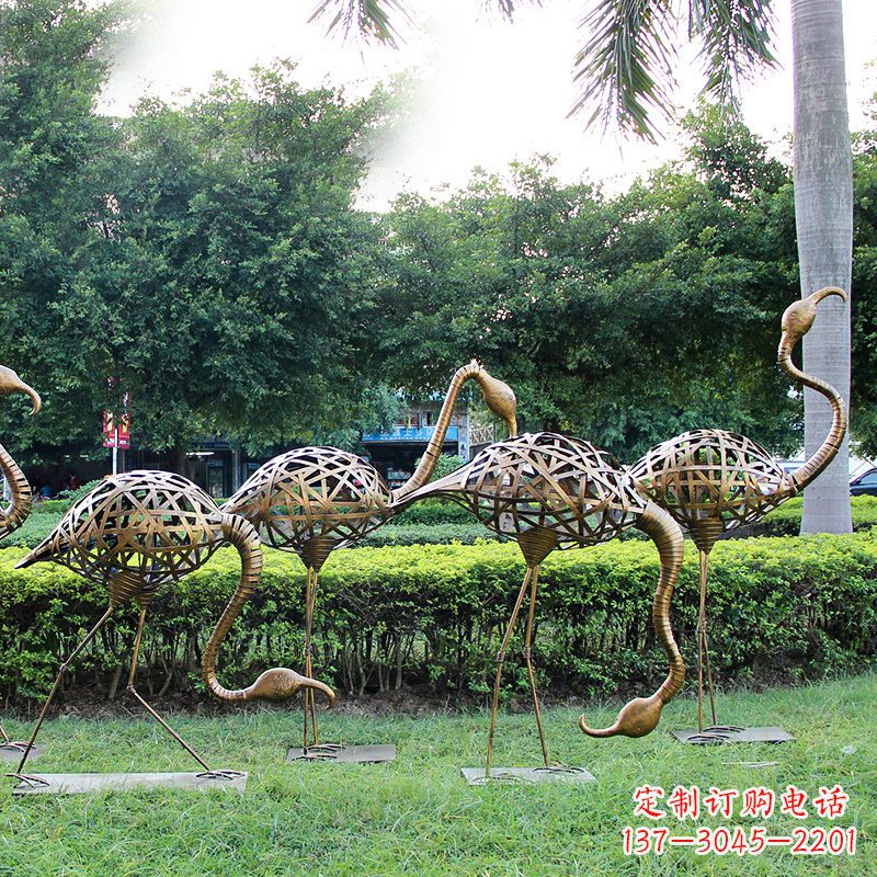 甘肃不锈钢仙鹤雕塑摆件美丽的园林装饰
