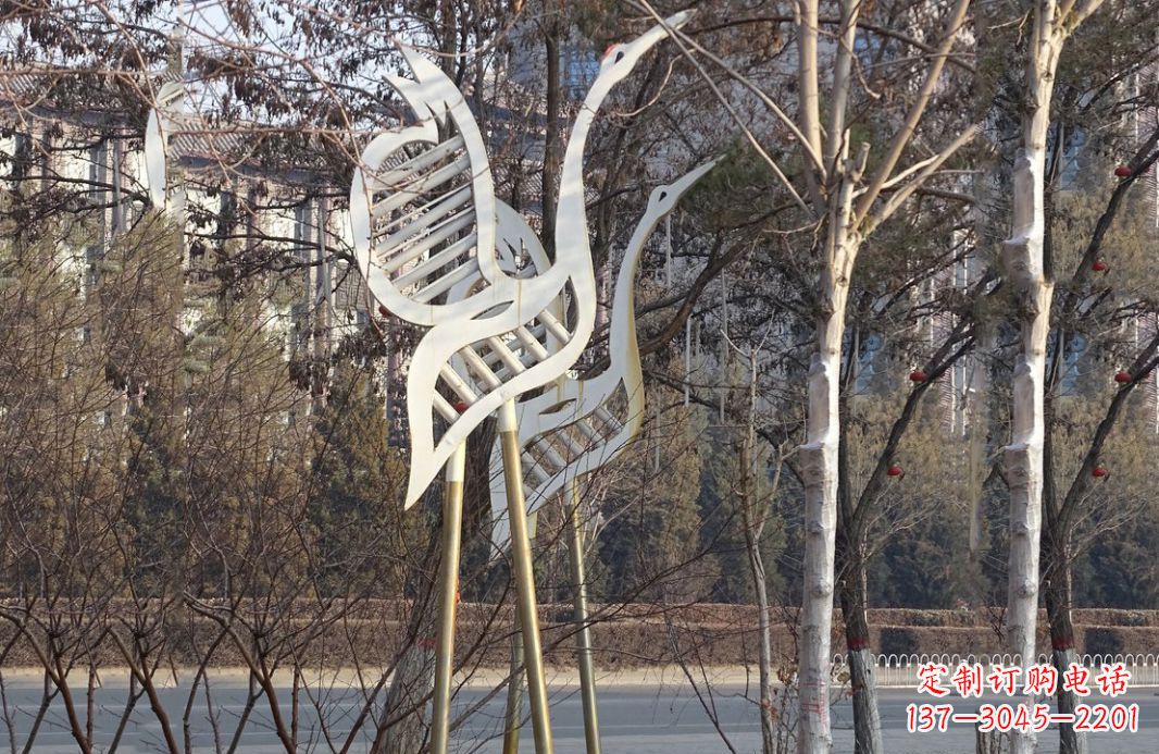 甘肃不锈钢仙鹤雕塑精致的艺术之作