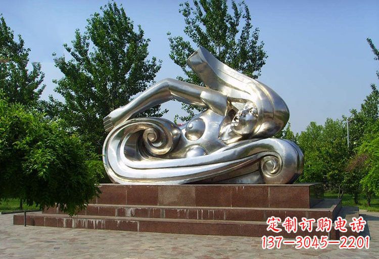 甘肃浪漫游泳不锈钢女孩雕塑