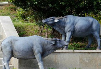 甘肃玻璃钢水牛雕塑以玻璃钢表现出的动态水牛