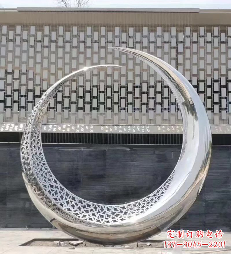 甘肃不锈钢月亮雕塑精美的艺术之作