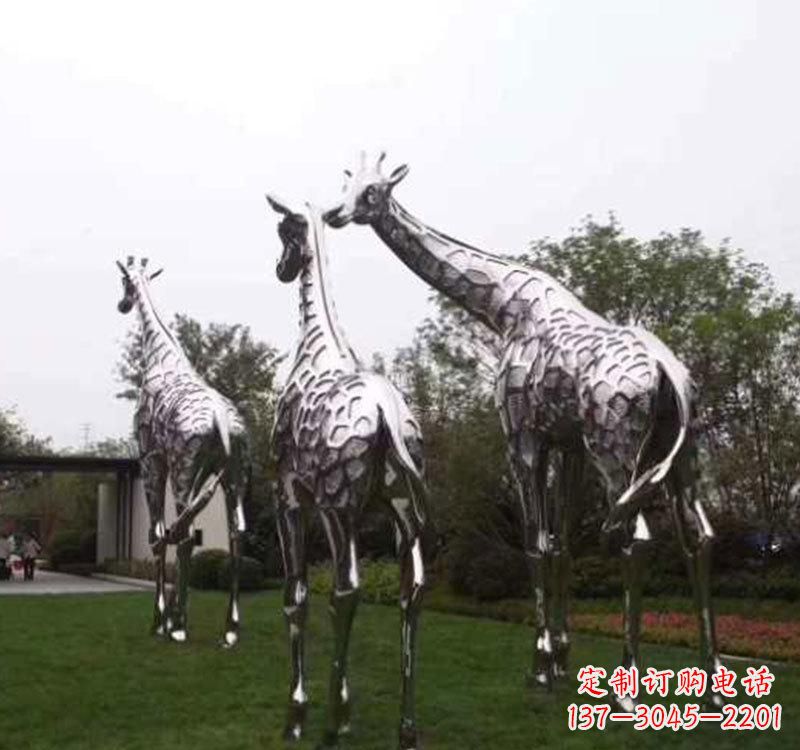 甘肃精美的不锈钢大型长颈鹿雕塑