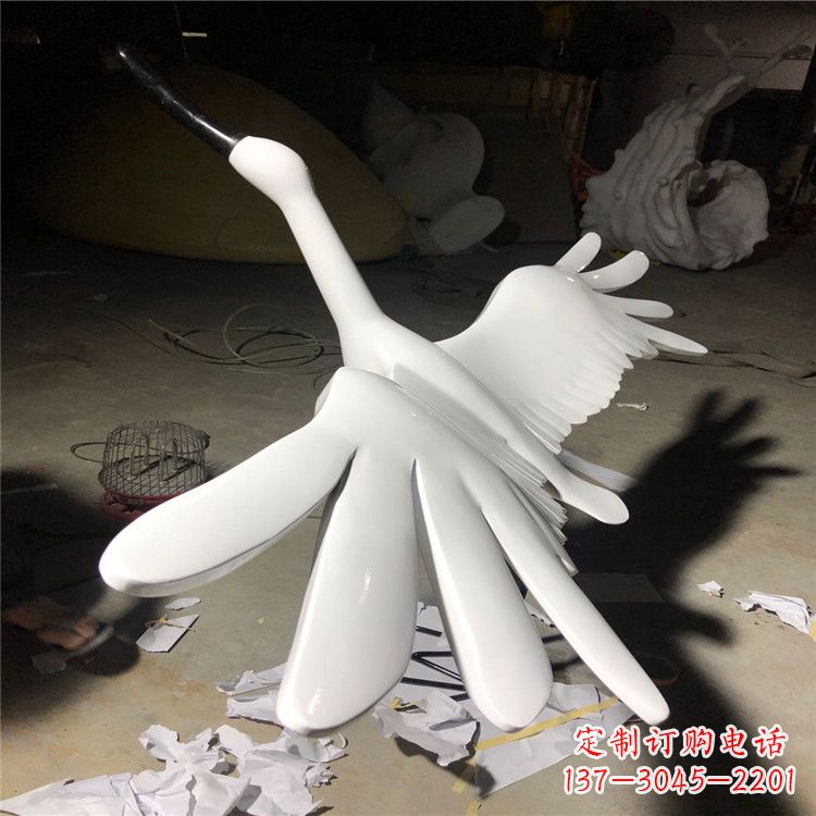 甘肃精致的不锈钢丹顶鹤雕塑