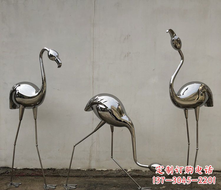 甘肃不锈钢锻造的火烈鸟雕塑