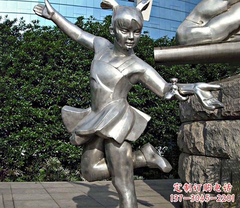 甘肃不锈钢儿童踢毽子雕塑传承传统文化
