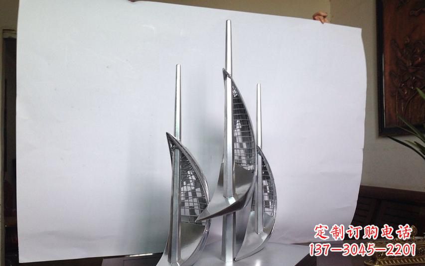 甘肃不锈钢帆船雕塑传承精神的象征