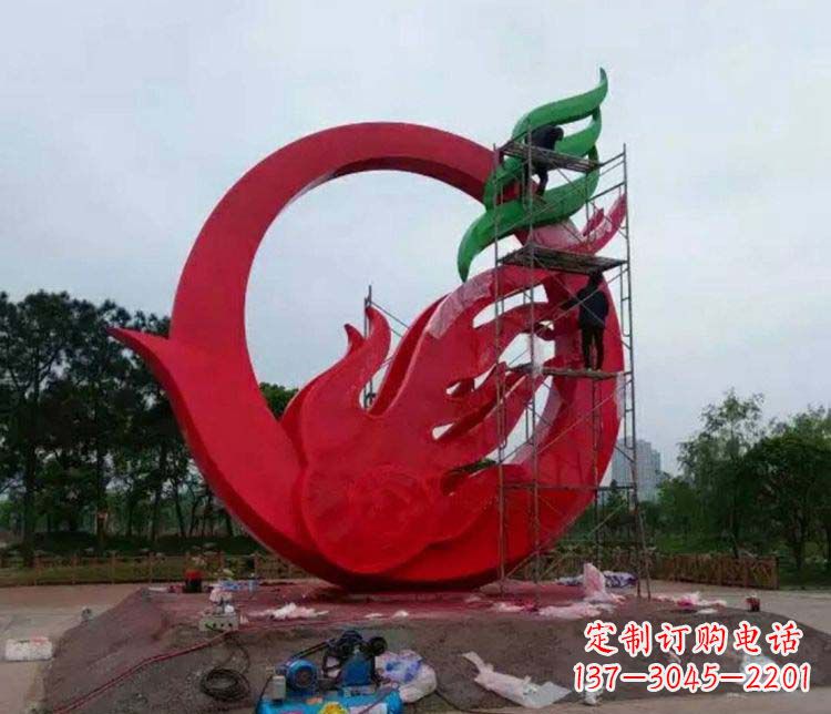甘肃不锈钢凤凰雕塑精美而又神秘
