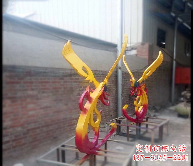 甘肃凤凰雕塑美化公园景观